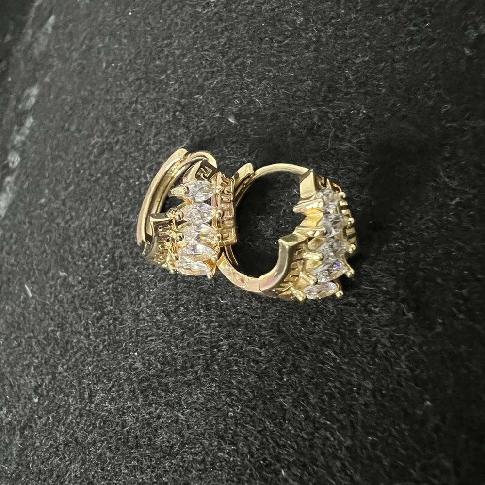 14K Gold Plated Women's Clear Rhinestone Decor Hoop Earrings Brand New
